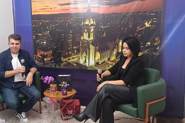 Patos Hoje recebe vice-prefeita Sandra Gomes e fala sobre as conquistas da cidade; veja ao vivo