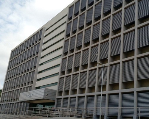 Mãe de aluna é indiciada por desacato após discussão com professora em escola de Patos de Minas