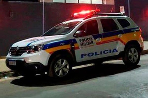 Briga de casal termina com ambos feridos e levados para a Delegacia de Plantão em Patos de Minas