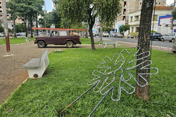 Montagem do Renascer Natalino segue a todo vapor e Prefeitura lança editais para quem quer trabalhar