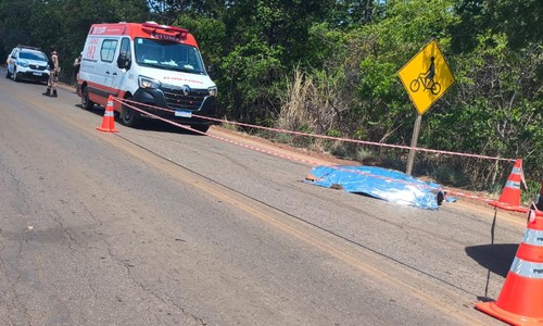 Ciclista de 44 anos morre após bicicleta elétrica ser atingida por carro na MG-202