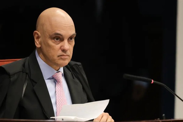 Moraes: não há dúvida sobre tentativa de golpe; Bolsonaro era líder