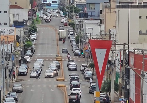 Motoristas podem recorrer de multas em até três etapas; veja como contestar infrações em Minas Gerais