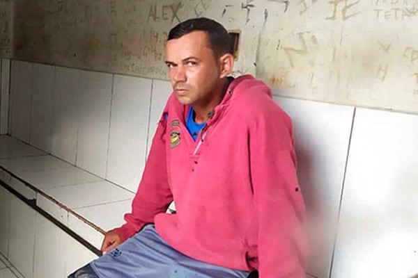 Homem é preso por tráfico de drogas após resistir a abordagem policial em Lagoa Formosa