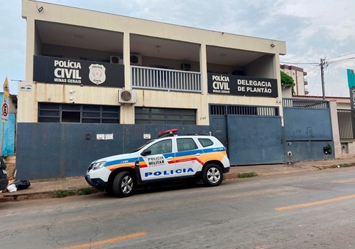 Filha é presa após ameaçar pais idosos e descumprir medida protetiva no Bairro Aurélio Caixeta