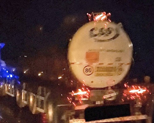 Três morrem em batida frontal entre carro e carreta-tanque na BR-365, entre Patrocínio e Monte Carmelo