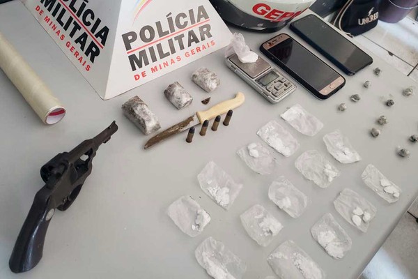GEPMOR da Polícia Militar prende homem de 26 anos com revólver, maconha, cocaína e haxixe