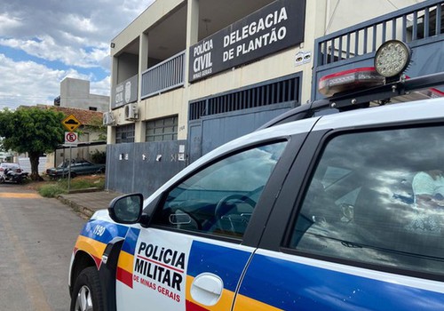 Médico é preso acusado de estuprar jovem durante festa em residência em Patos de Minas