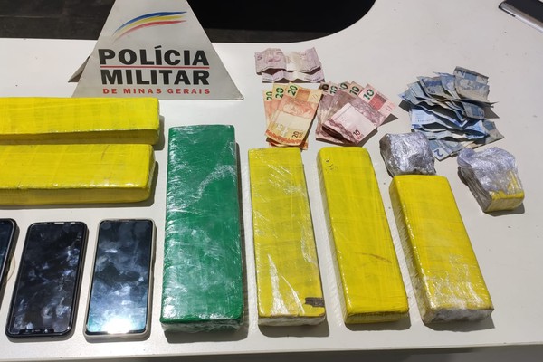 Motorista de aplicativo de Patos de Minas é preso transportando drogas em São Gotardo