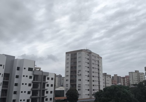 Patos de Minas deve ter chuva e risco de tempestades, especialmente no domingo de eleições