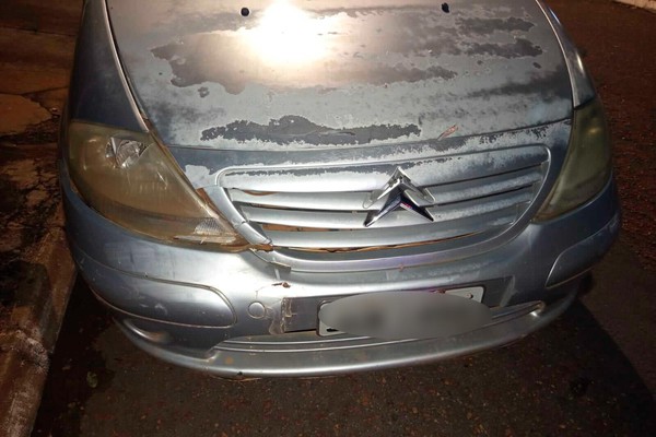 Discussão no trânsito termina em agressão e prisão de dois motoristas em Patos de Minas