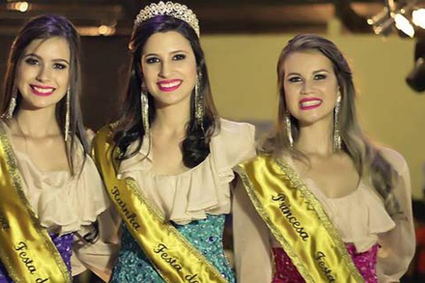 Lorena Gonçalves é eleita Rainha da Festa da Produção de Presidente Olegário
