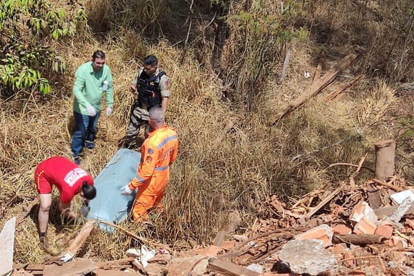 Corpo de homem é encontrado dentro do Rio Paranaíba, em Patos de Minas