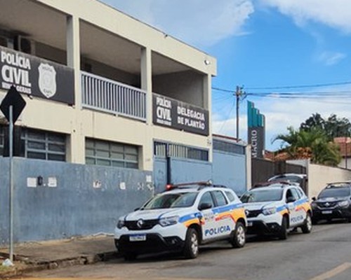 “Achado não é roubado”: Dupla é presa após encontrar cartão e esgotar o saldo, em Patos de Minas