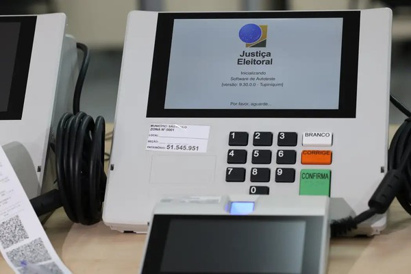 TSE propõe novas regras e recebe sugestões sobre eleições de 2026