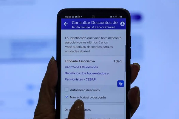Segurados do INSS podem pedir devolução de descontos ilegais