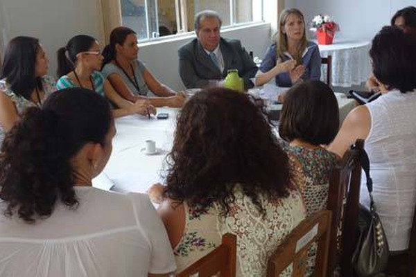 Ministério Público apresenta “Projeto Jandira” para acabar com a evasão escolar