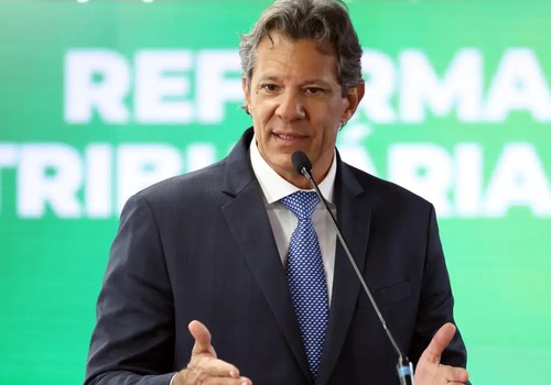 Problema da dívida pública está nos juros, não no déficit, diz Haddad
