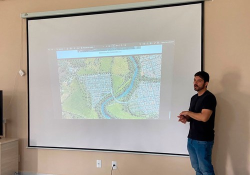 Projeto de ponte sobre o Rio Paranaíba no bairro Copacabana é apresentado ao Codema em Patos de Minas