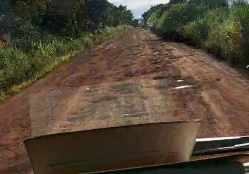 Moradores denunciam situação precária da BR-352 na região da Rocinha; DNIT garante melhorias