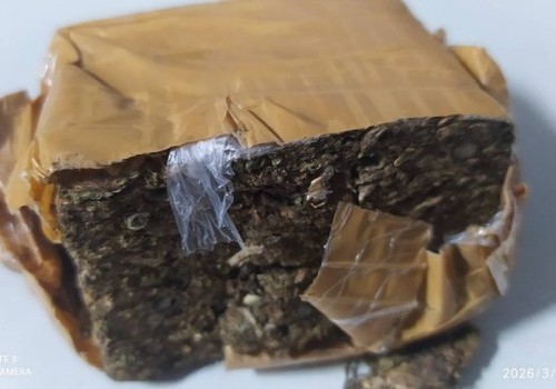 PM prende suspeito de usar a casa da avó para vender drogas em Patos de Minas