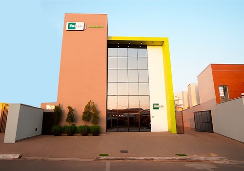 Laboratório Unilab faz promoção de aniversário com desconto de 15% em todos os exames