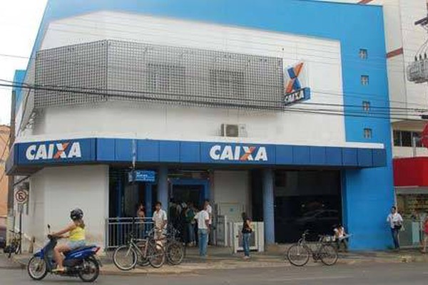 Sindicato dos Bancários tenta mobilizar categoria para aderir à greve em Patos de Minas