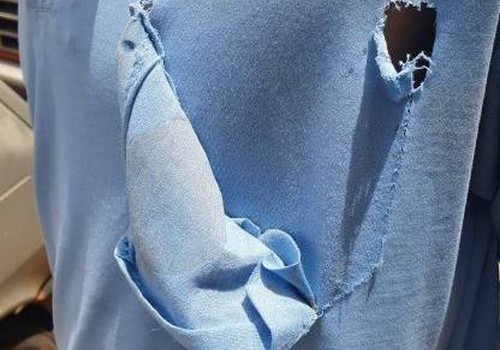 Jovem vai até oficina onde o ex de sua mulher trabalha e acaba agredido no Centro de Patos de Minas