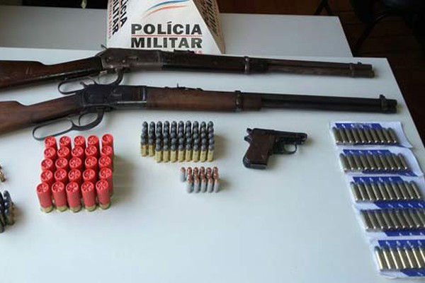 “Operação Contenção” da Polícia Militar apreende armas, munição, dinheiro e droga na região