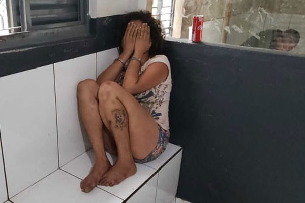 Garota presa por furtar mala de viajante explica o motivo da confusão no Terminal Rodoviário
