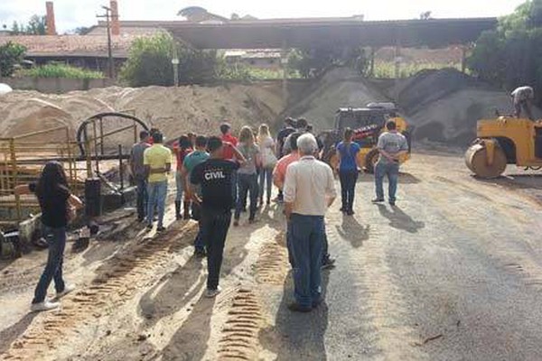 Alunos de Engenharia Civil da FPM realizam visita à Paesan Pavimentação