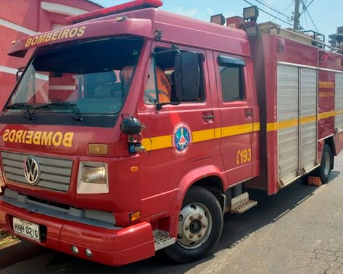 Fumaça em apartamento no 10º andar mobiliza Corpo de Bombeiros em Patos de Minas
