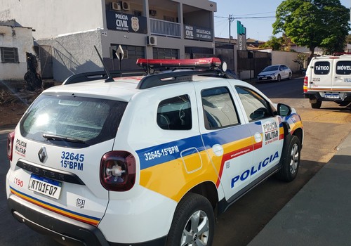 Bicicleta é furtada de barbearia e recuperada pela PM minutos depois em Patos de Minas