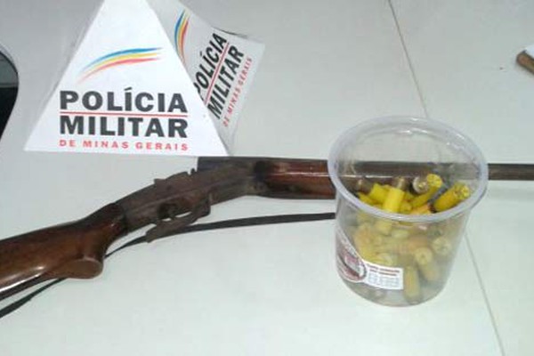 Polícia Militar Ambiental apreende arma e munições em fazenda de São Gotardo