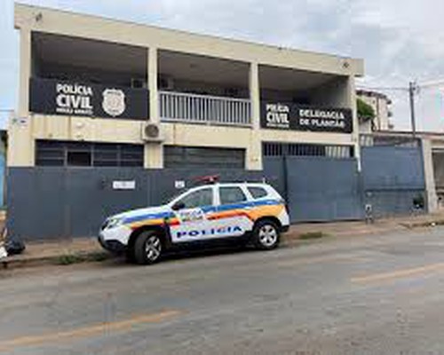 Dupla age de forma coordenada para furtar supermercado e drogaria no mesmo dia em Patos de Minas