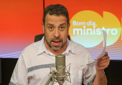 Fim da escala 6x1 deve aumentar produtividade, diz Boulos