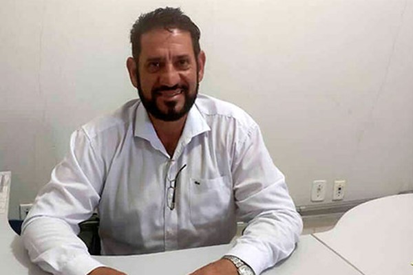 Professor e diretor Carlos Coimbra é nomeado Superintendente Regional de Ensino de Patos de Minas 