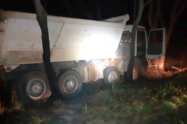Polícia Militar faz cerco em Patos de Minas e recupera caminhões roubados em João Pinheiro