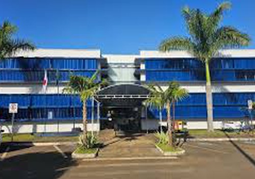 Prefeitura abre processo seletivo com salários de até R$ 5,8 mil; inscrições começam amanhã