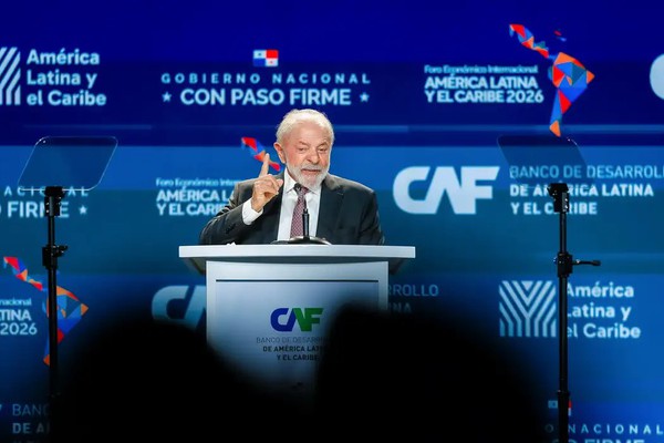 Divididos, somos frágeis”, diz Lula ao defender integração na AL