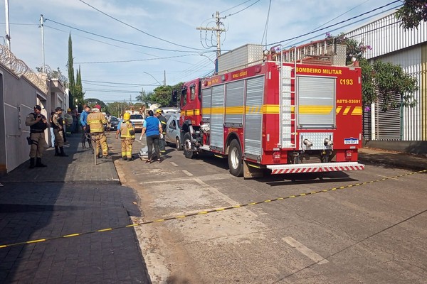 Motorista morre após sofrer descarga elétrica ao tentar apagar incêndio em caminhão em Patrocínio