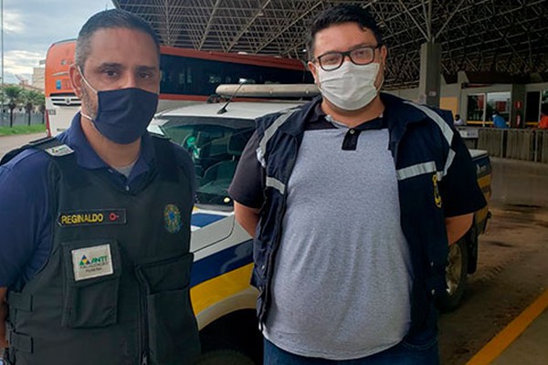 Operação conjunta em Patos de Minas combate o transporte clandestino de passageiros