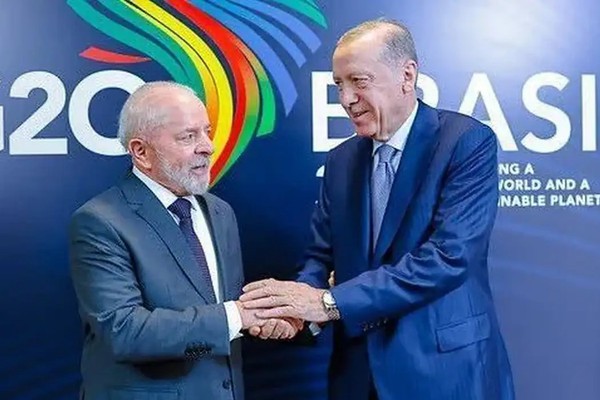 Lula e Edorgan combinam criação de conselho entre Brasil e Turquia
