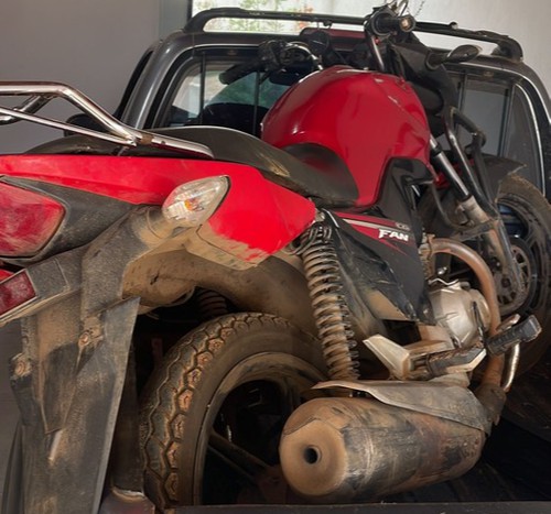PM recupera moto furtada e prende homem em liberdade há poucos dias em São Gotardo
