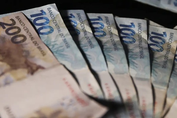Superávit primário do Governo Central fica em R$ 25,2 bilhões em abril