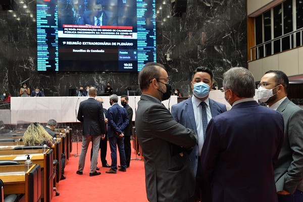 Deputados de MG aprovam prorrogação de calamidade pública devido à pandemia até junho