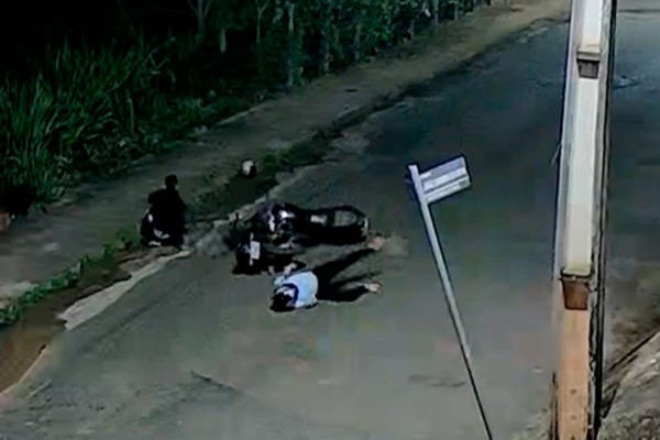 Patos de Minas registra pelo menos sete acidentes em um único dia; batida entre motos foi registrada em vídeo