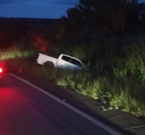Grave acidente entre caminhão e caminhonete tira a vida de motorista na MGC 354, em Presidente Olegário