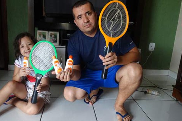 Infestação de mosquitos da dengue no Cidade Nova deixa moradores amedrontados