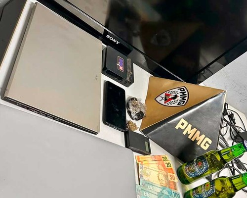 Jovem é preso com produtos furtados de comércio e drogas escondidas em capacete em Patos de Minas